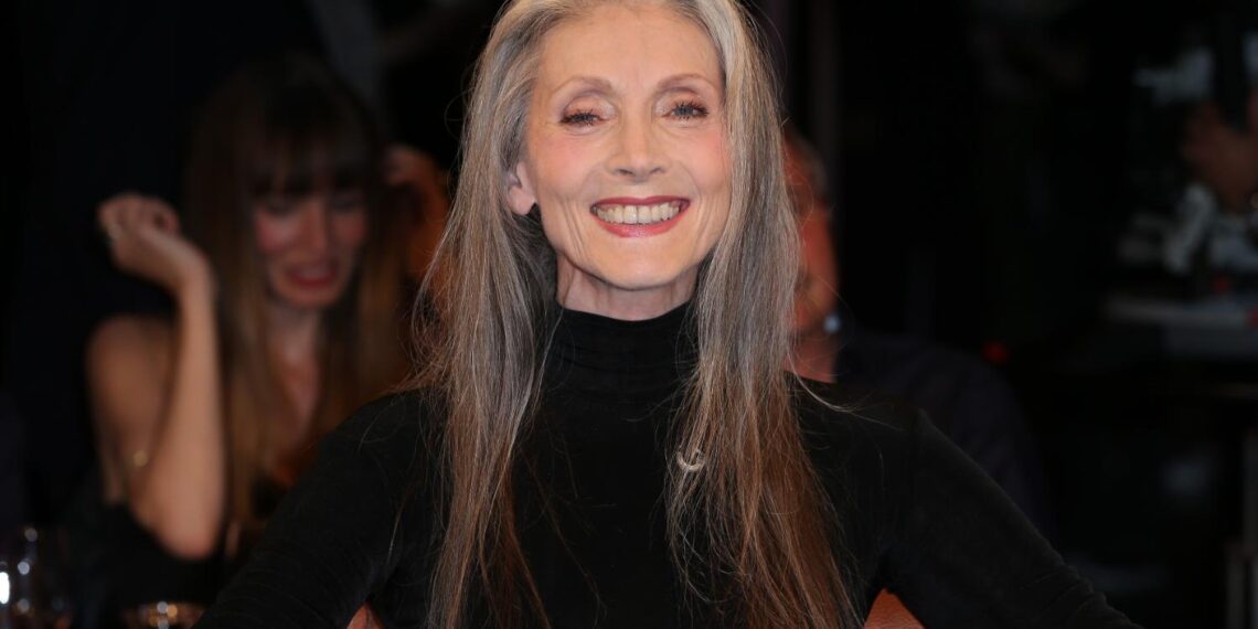 Portrait: Eveline Hall