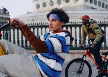 Stand up, stand out!