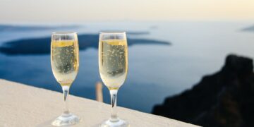 Wie wählt man eine Flasche Champagner aus und geniesst sie?