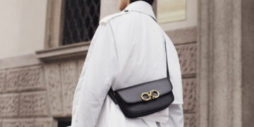 Haben wollen: die Trapezio Crossbody Bag von Ferragamo