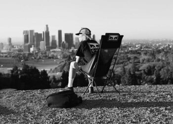 Helinox X Obey präsentieren den Sunset Chair