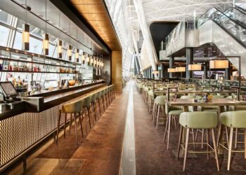 Der Flughafen Zürich als UrlauberInnen-Paradies