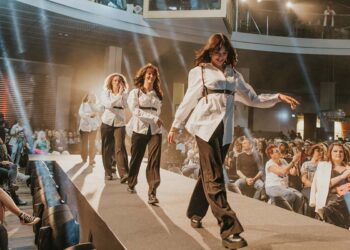 Escalator Walk: Shoppi Tivoli Fashion Night