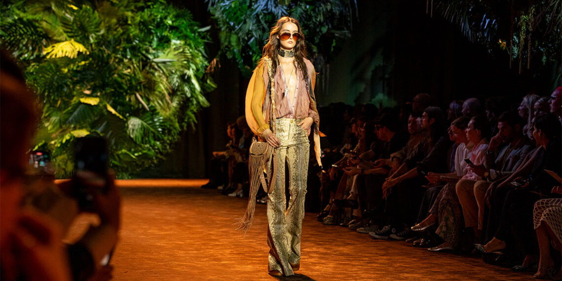 Roberto Cavalli Frühling-Sommerkollektion 2024