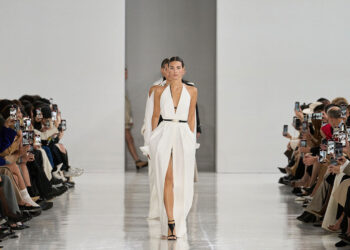 Max Mara Frühling/Sommer 2025: Mode trifft auf Wissenschaft