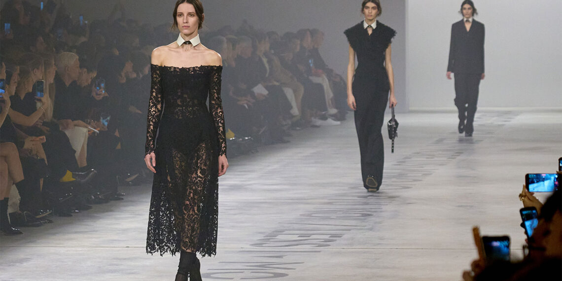 Fendi Herbst/Winter 2026/27: Alles unter Kontrolle